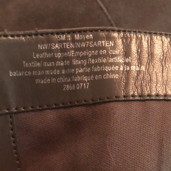 Size 5M Nine West grey suede knee high boots. - Picture 6 of 8